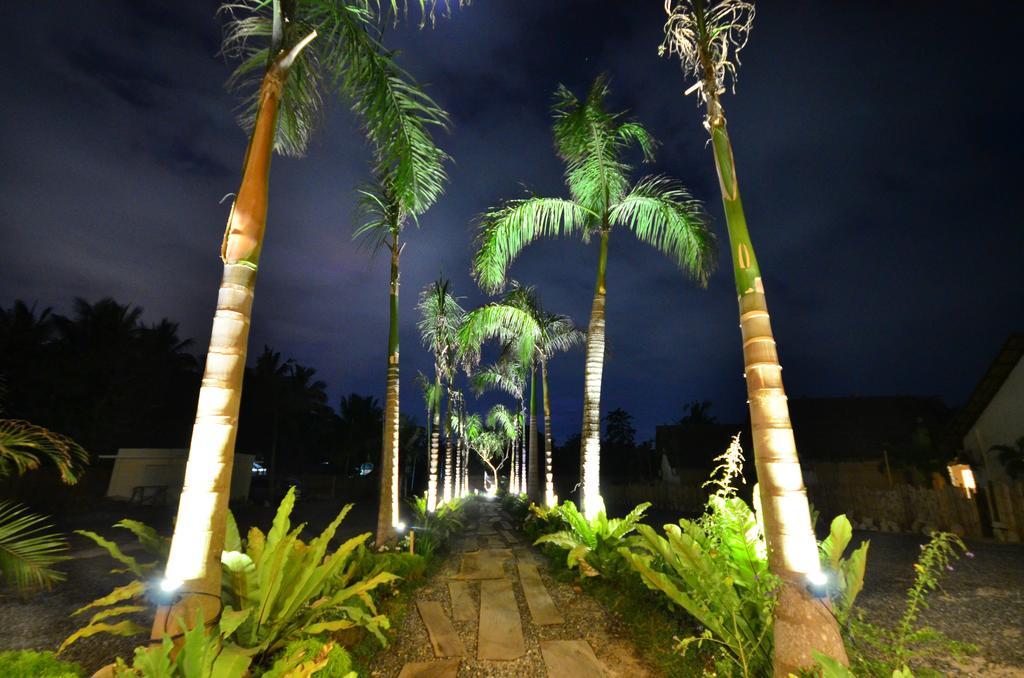 ホテル ブルーパラワンビーチクラブ プエルト・プリンセサ エクステリア 写真